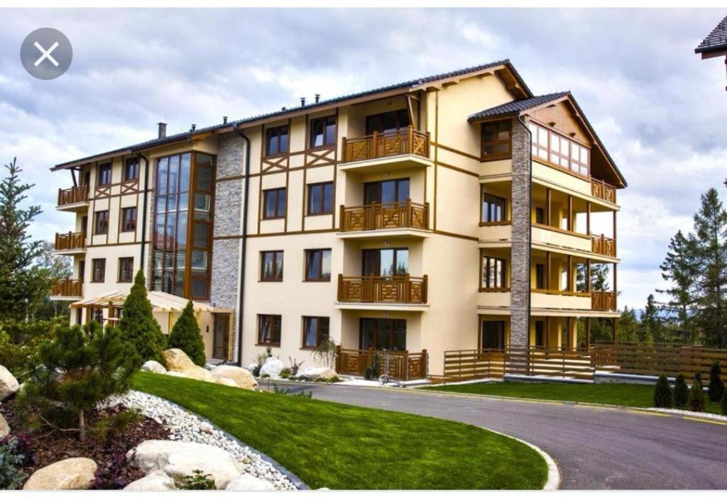 Apartman V Starej Lesnej S Balkonom Stara Lesna Exterior photo